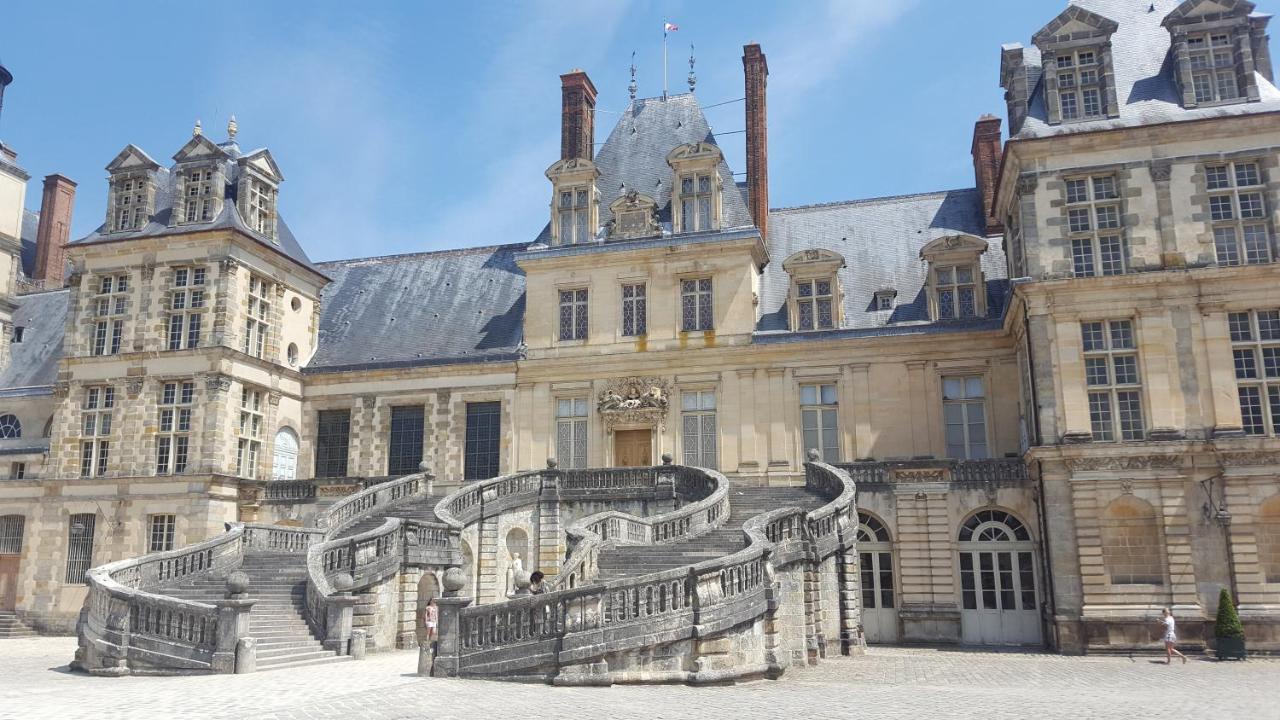 Chambres d'hôtes Apakabar Homestay - parking privé, Netflix, ambiance balinaise, borne de recharge La Rochette (Seine-et-Marne) Exterior foto